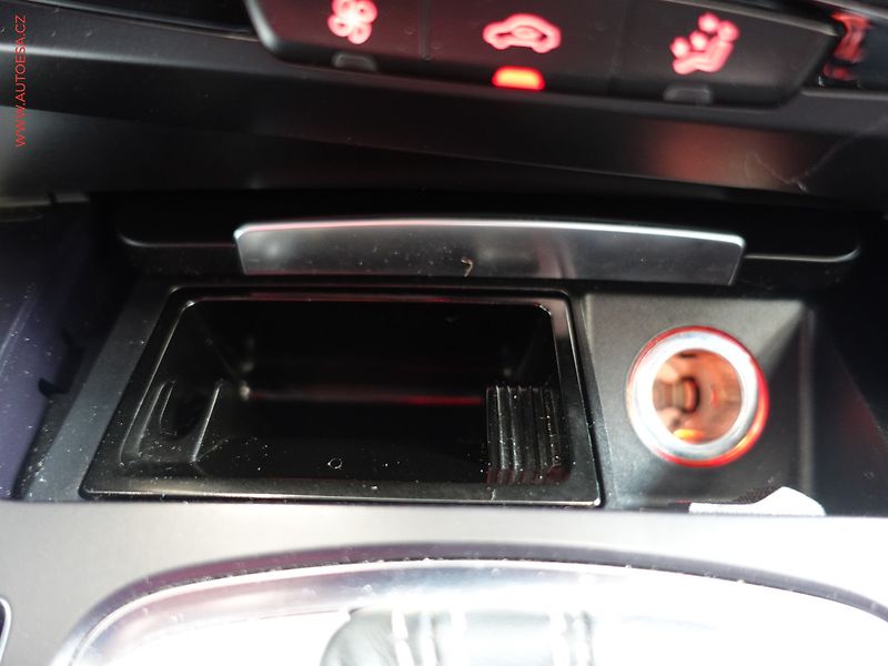 Audi SQ5 (2015) 3.0V6TDi Quattro, AT, navi - fotka 20 z 25