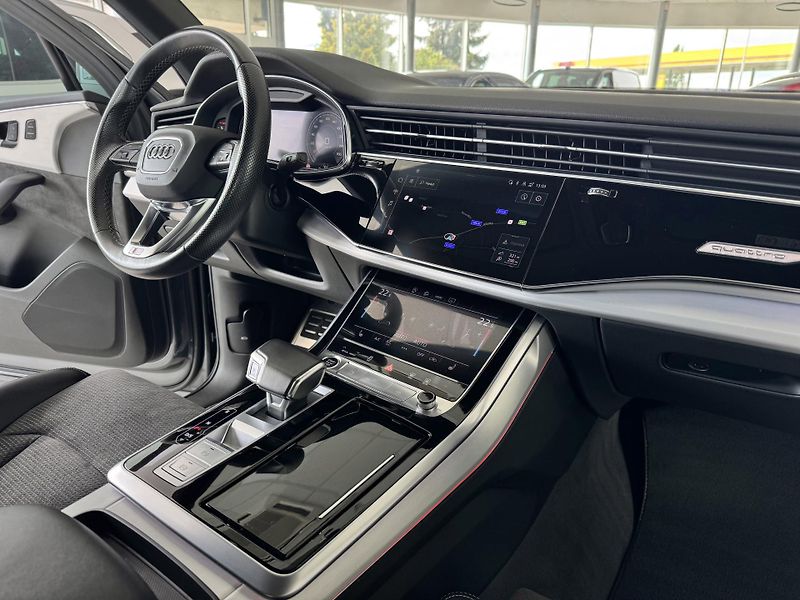 Audi Q7 50TDI Q*S-LINE*Matrix*Vzduch - fotka 14 z 44