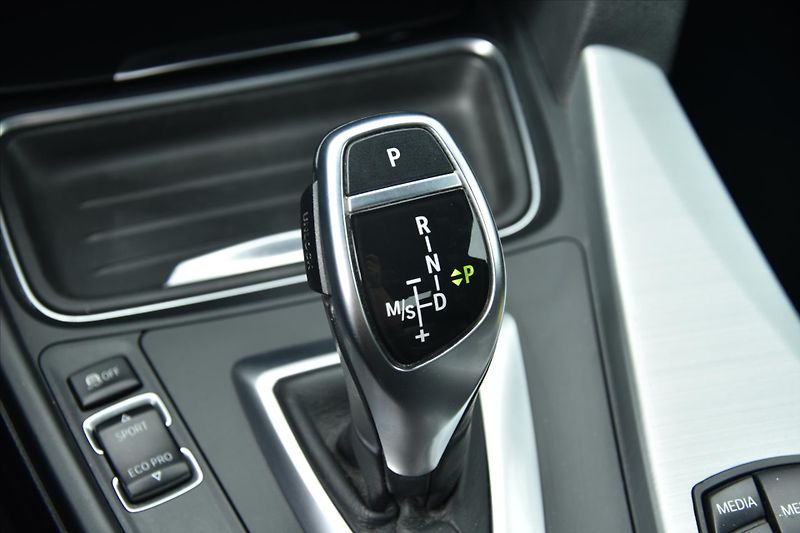 BMW Řada 4 428i xDrive 180kW M PAKET ČR - fotka 22 z 27