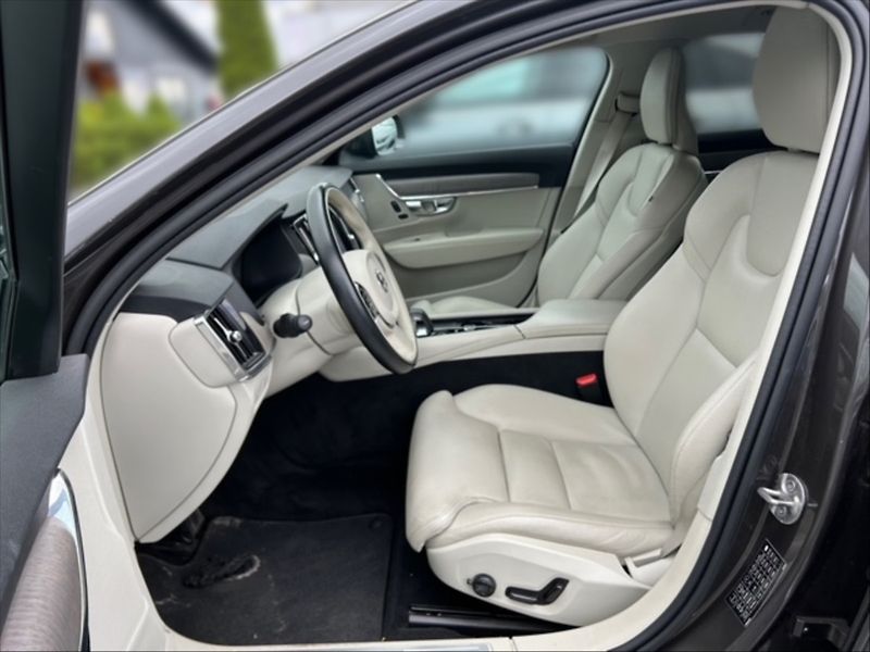 Volvo V90 2,0 CC B4 D Core AWD AT - fotka 7 z 11