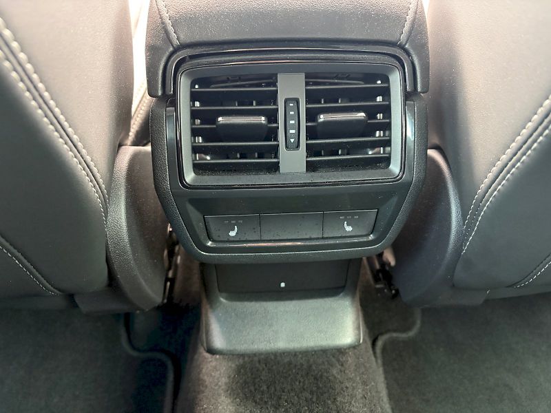 Škoda Kodiaq (2020) 2.0 TDI / 110kW / 4x4 / SPORTL - fotka 21 z 35
