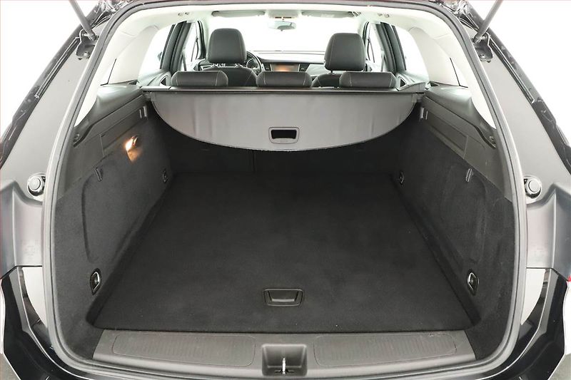 Opel Astra (2018) 1.4 T, Serv.kniha, Tempomat - fotka 13 z 14