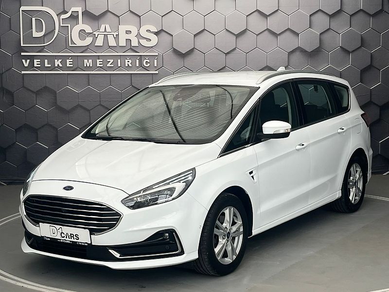 Ford S-MAX 2.0 EB Titanium LED manuál - fotka 1 z 58