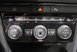 Volkswagen T-Roc 2,0 TDI 4motion Highline 1.maj - náhled 27