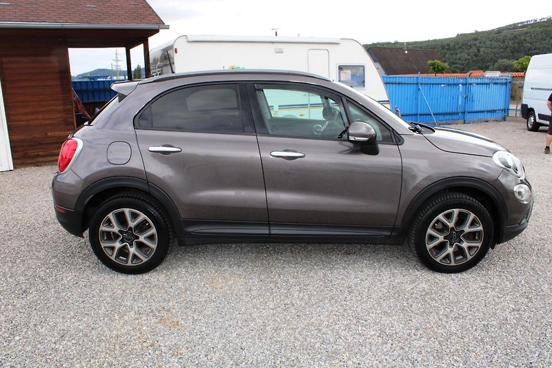 Fiat 500X (2017) 1,4i KLIMA KŮŽE EL.OKNA ALU - fotka 8 z 16