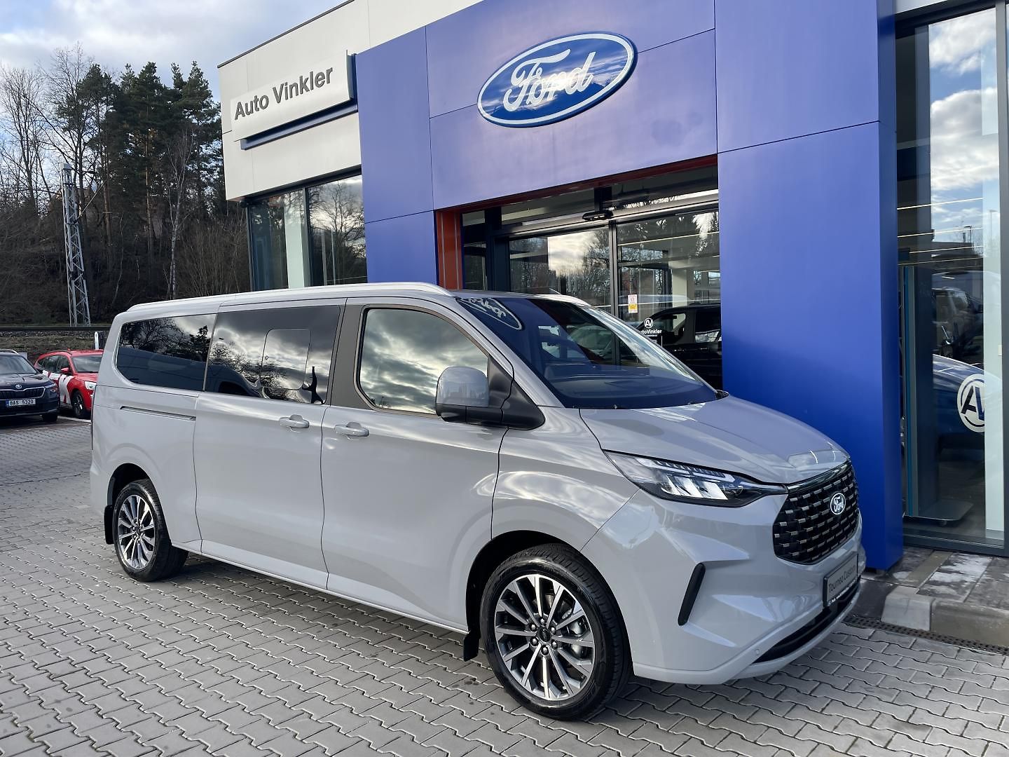 Ford Tourneo Custom Titanium X L2 125 kW AT AWD