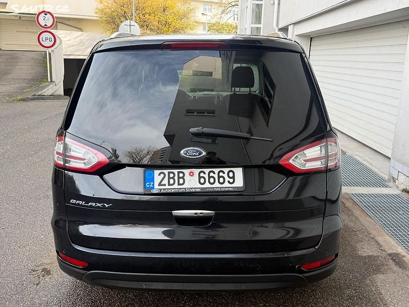 Ford Galaxy (2016) 2.0TDCI 132Kw Aut 4x4 7míst - fotka 4 z 24