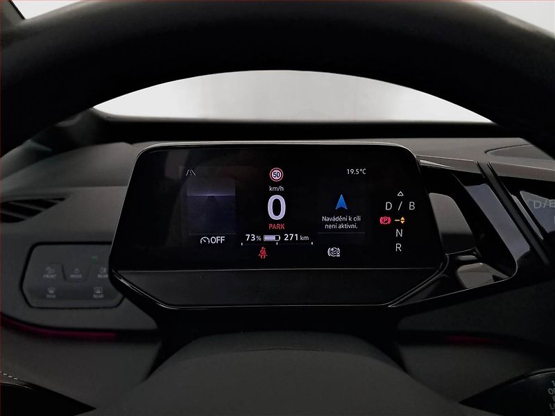 Volkswagen ID.3 (2023) Pro Perf. (62 kWh), SoH 87% - fotka 11 z 29
