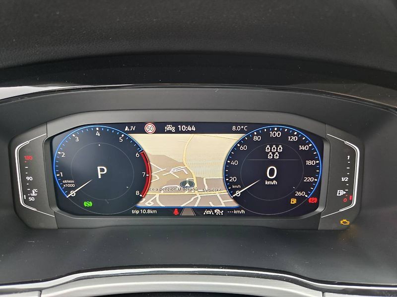 Volkswagen Touran (2026) 1.5 TSI DSG 7míst - fotka 19 z 48