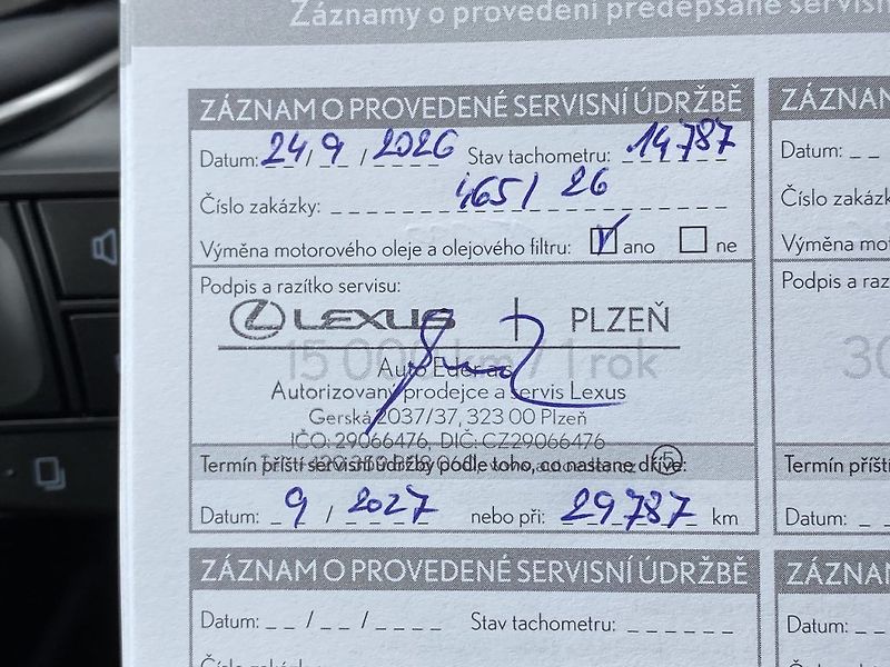 Lexus RX 450h 2.5Plug-in, ČR, Luxury, záruka - fotka 23 z 37