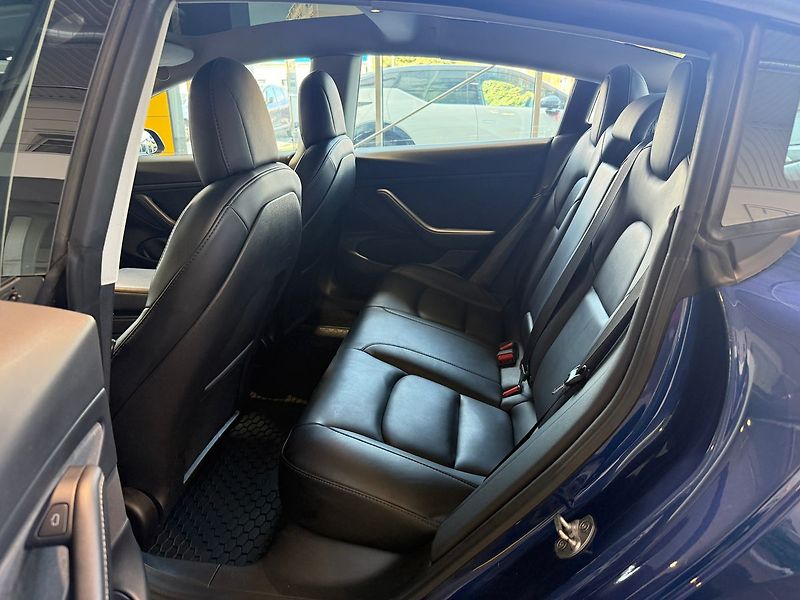 Tesla Model 3 LR, Tažné, Tepelné čerpadlo, 1 - fotka 18 z 20