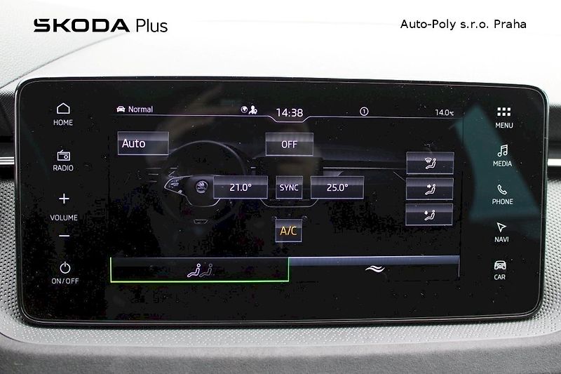 Škoda Scala (2024) Selection 1,5 TSI 110kW DSG - fotka 20 z 25