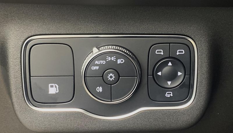 Omoda 9 (2025) Omoda 9 PHEV Premium  - fotka 23 z 31