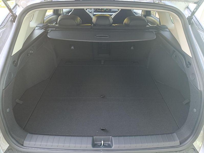 Kia K4 (2026) SW CL4 1,6 T-GDi 7DCT TOP - fotka 6 z 6