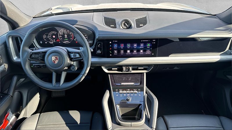 Porsche Cayenne E-Hybrid Black Edition - fotka 18 z 25
