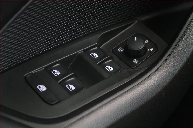 Škoda Octavia (2024) 1.5 TSI - fotka 13 z 15