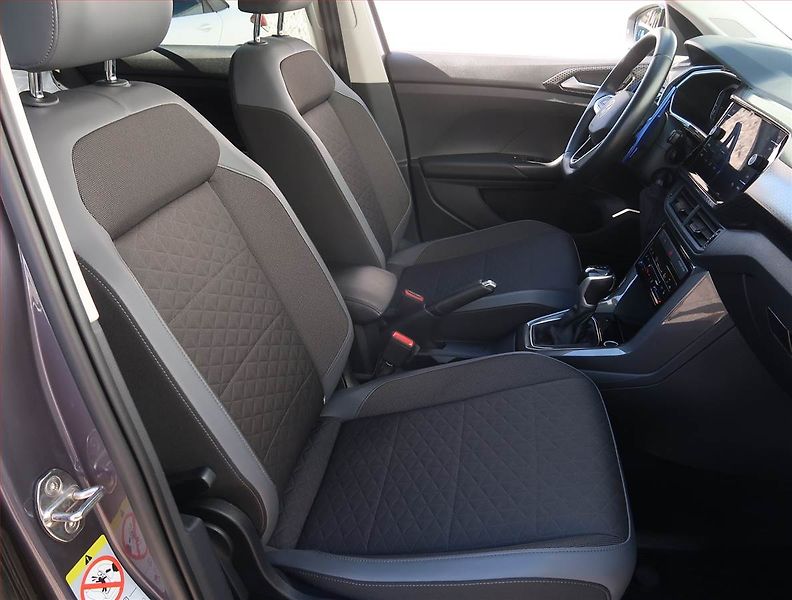 Volkswagen T-Cross (2022) Style 1.0 TSI - fotka 9 z 19