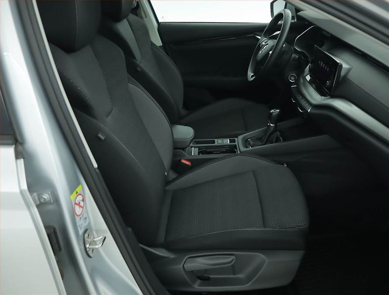 Škoda Octavia (2023) Ambition 2.0 TDI - fotka 9 z 15