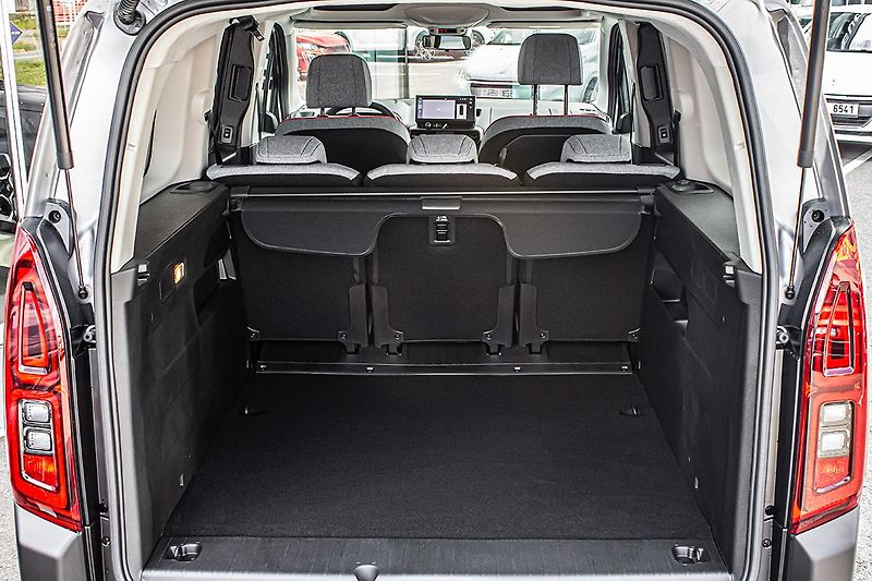 Citroën Berlingo (2026) 1,5 XL MAX Diesel 130k + XTR - fotka 7 z 19