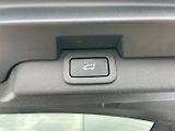 Land Rover Discovery (2017) 3.0Td6 190kW HSE LUXURY - náhled 12