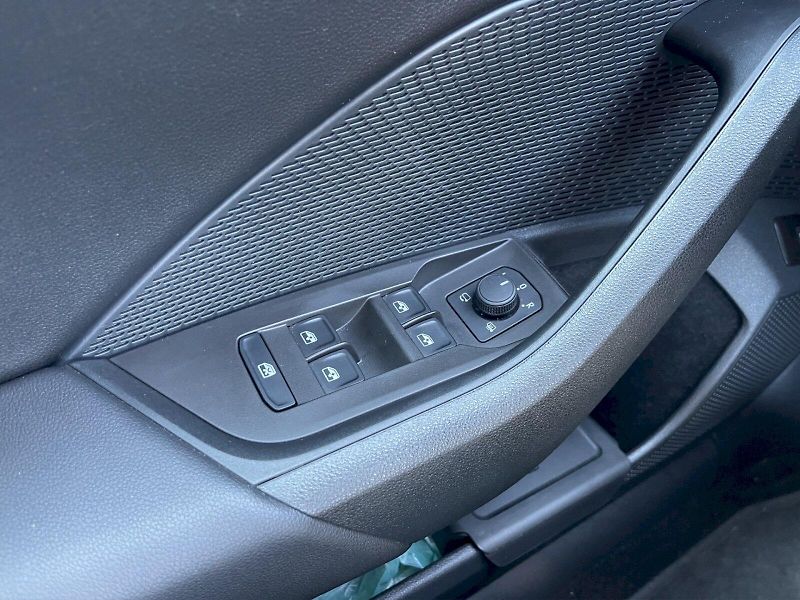 Škoda Octavia (2024) 1.5 TSI 110kW Style Plus combi - fotka 23 z 34