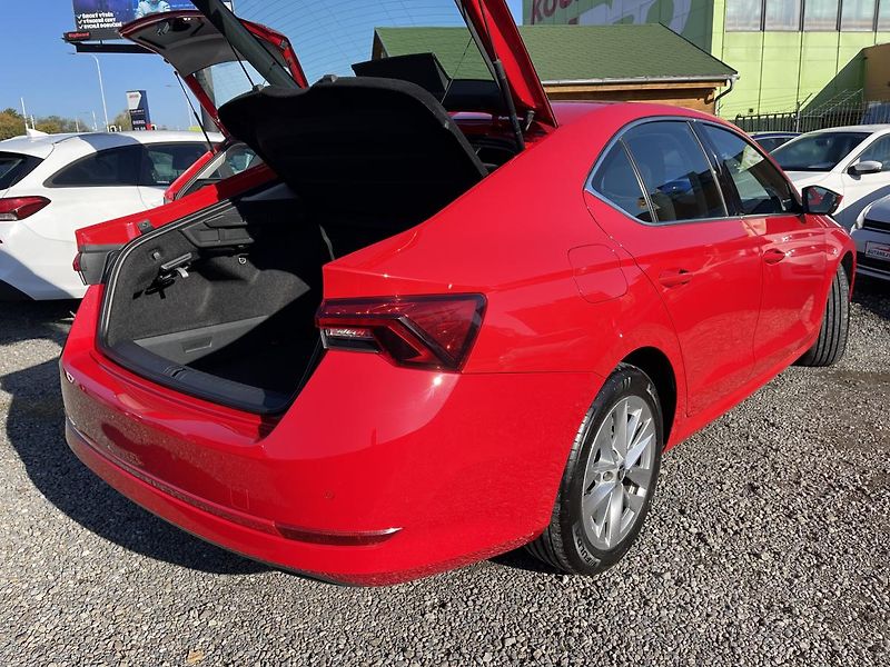 Škoda Octavia 2.0 TDi STYLE-NAVI-DPH-Top-ČR! - fotka 4 z 35