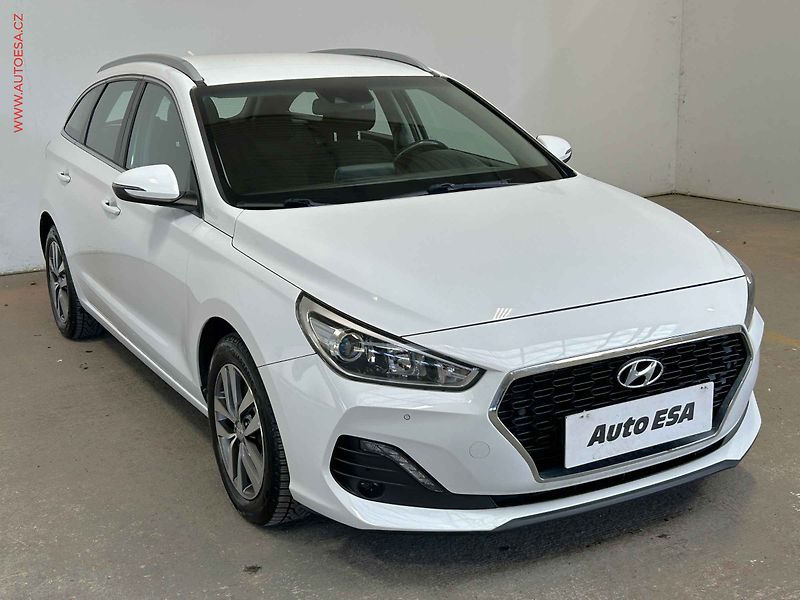 Hyundai i30 (2019) 1.6 CRDi CW, ČR, Comfort - fotografie inzerátu