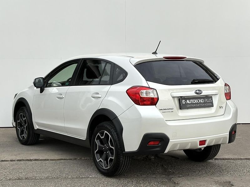 Subaru XV 2.0i 110kW AT AWD Executive - fotka 7 z 25