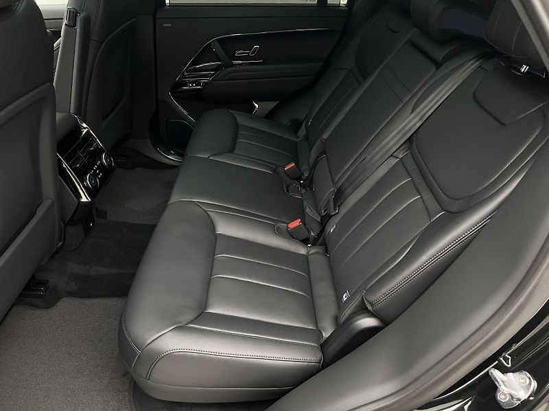 Land Rover Range Rover Sport (2026) D300 DYNAMIC HSE AWD Aut - fotka 13 z 50