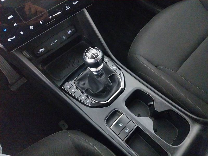 Hyundai Tucson (2021) 1.6 T-GDI - fotka 13 z 19
