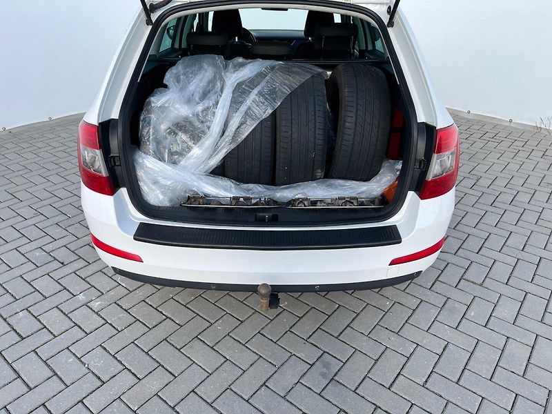 Škoda Octavia (2014) 1.6TDi 77kW 4x4! 2xkola! tažné - fotka 9 z 27