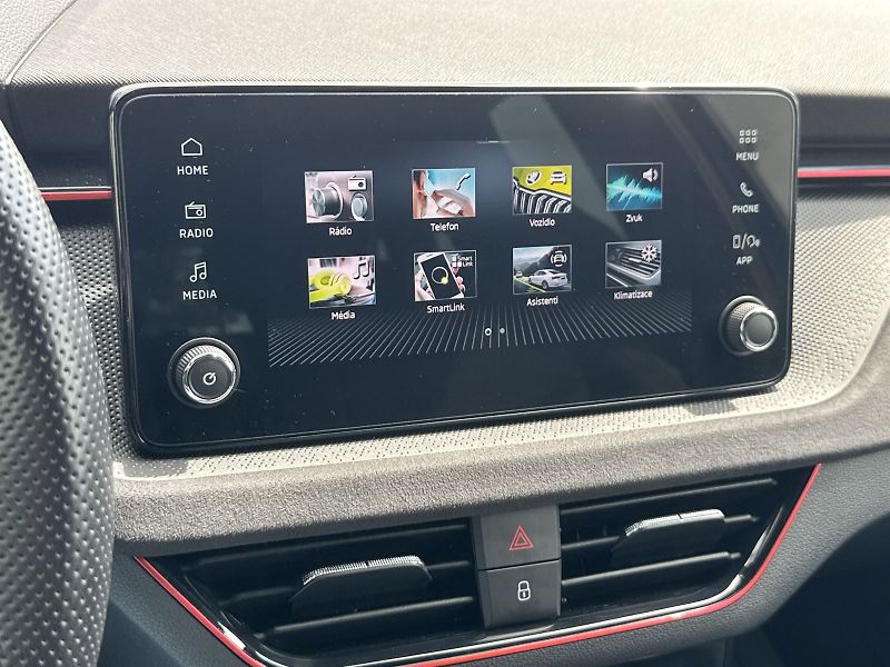 Škoda Scala (2024) 1.0 TSI 85 kW DSG Selection - fotka 14 z 31
