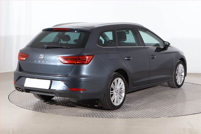 Seat Leon (2019) Xcellence 2.0 TDI, Automat - fotka 5 z 25