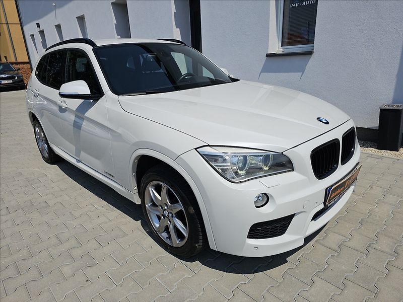 BMW X1 2,0 XDRIVE 28i AUTOMAT TOP - fotka 4 z 46