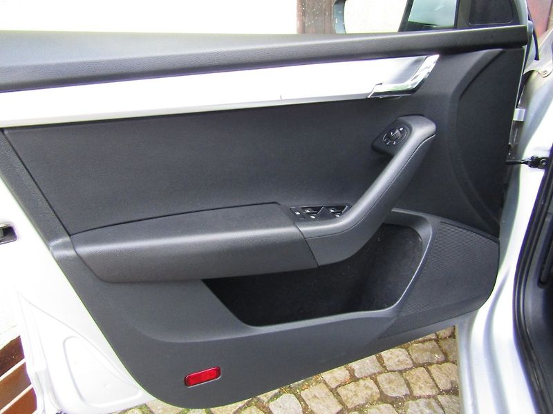 Škoda Octavia (2017) 1.6 TDI 85kW - fotka 18 z 44