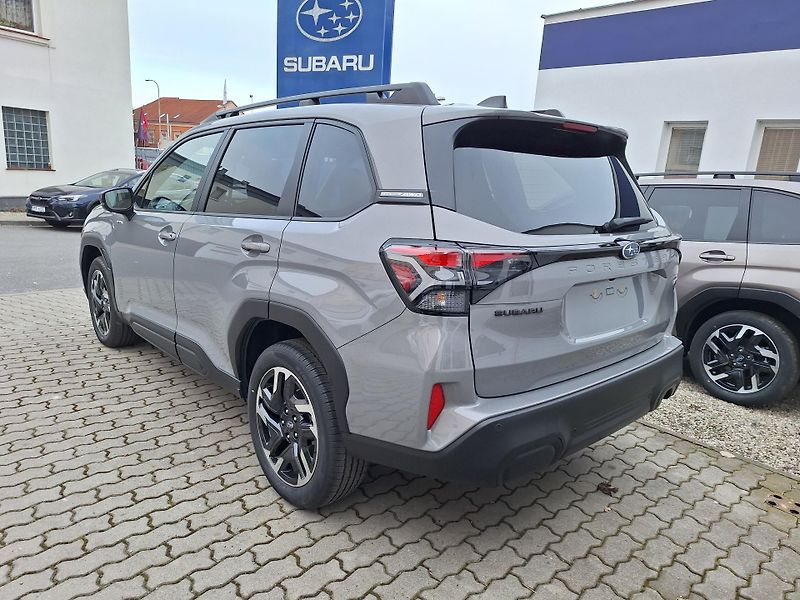 Subaru Forester (2026) Comfort s NAVI -65.000 Kč - fotka 3 z 21