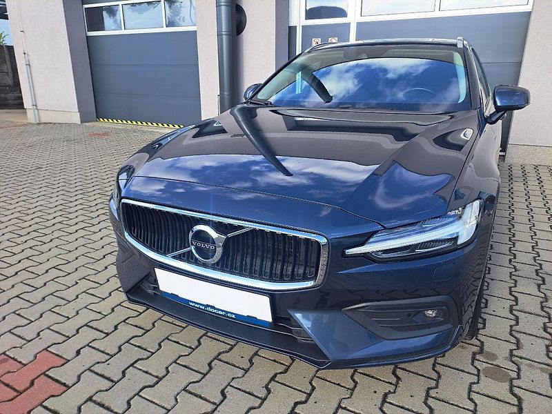 Volvo V60 (2021) 2.0 B4 Momentum, ZÁRUKA - fotka 4 z 36