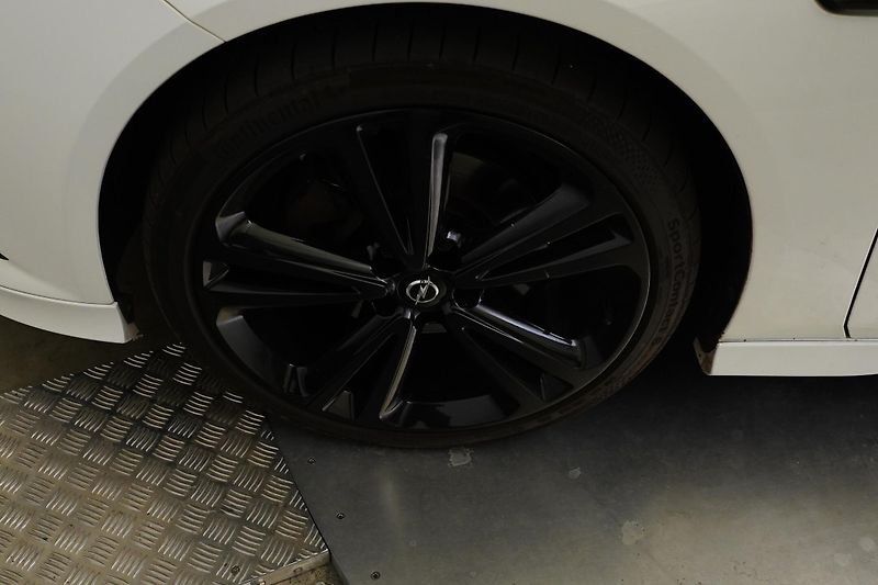 Opel Insignia - fotka 10 z 29