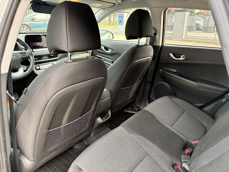 Hyundai Kona 65kWh-150KW POWER REZERVACE - fotka 15 z 45