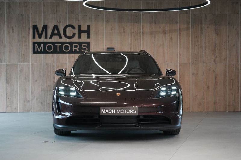 Porsche Taycan Sport Turismo, Pano, Matrix - fotka 3 z 50