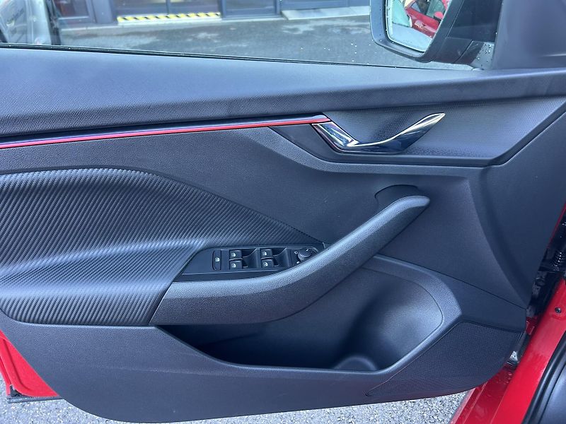 Škoda Kamiq 1.0TSi 85kW Monte Carlo - fotka 18 z 28