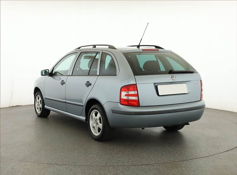 Škoda Fabia (2006) 1.2 12V, jezdí dobře - fotka 4 z 16