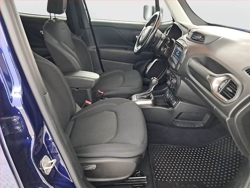 Jeep Renegade (2021) 2.0 MultiJet, 4X4, Automat - fotka 9 z 18