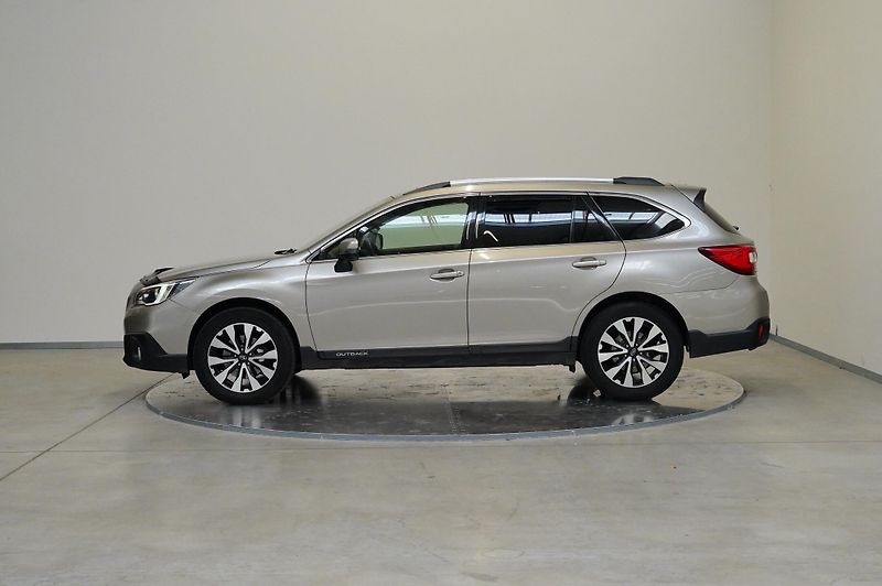 Subaru Outback - fotka 3 z 28