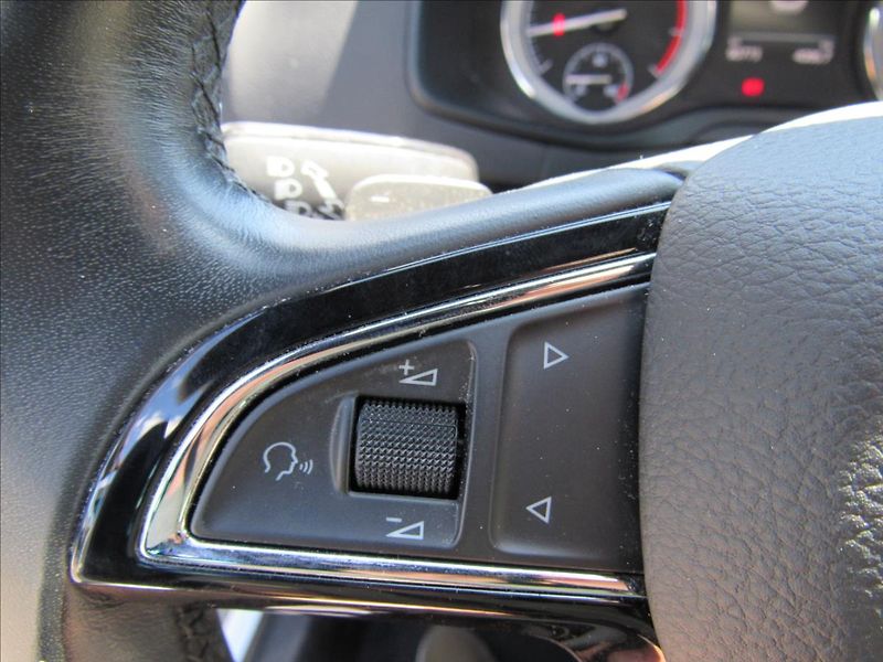 Škoda Karoq 1,5 TSi 110kW DSG Style - fotka 23 z 31
