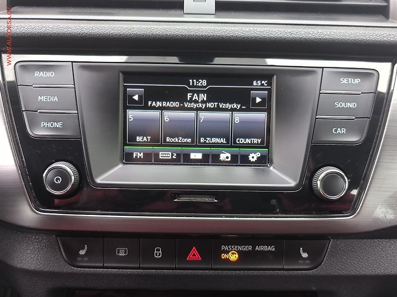 Škoda Fabia (2018) 1.0 TSi, 2.maj,ČR, Style - fotka 11 z 18