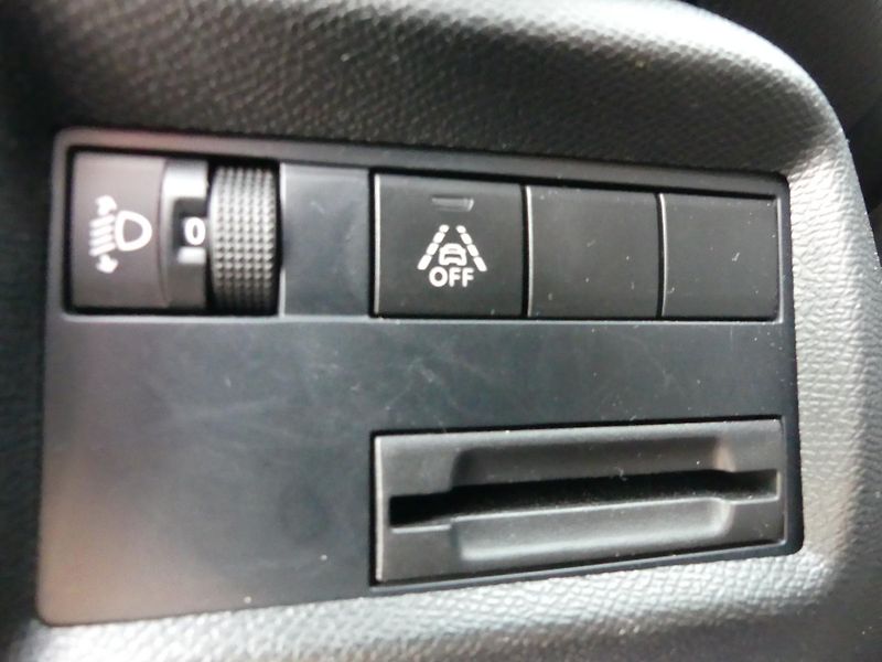 Citroën C5 Aircross (2024) 1,5 BlueHDi 130 EAT8 SHINE - fotka 20 z 22