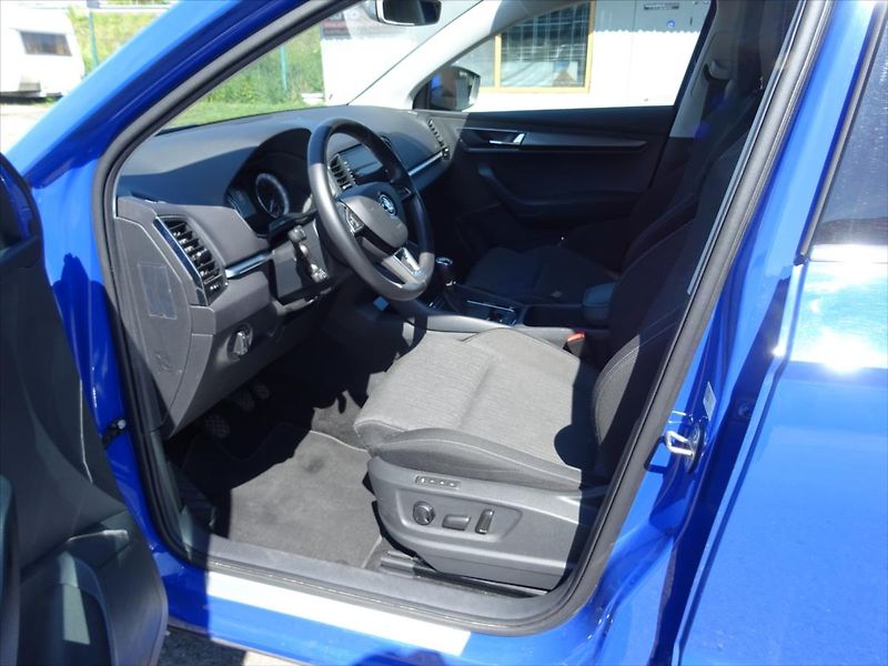 Škoda Karoq 1,0 TSi Business  85 kW - fotka 9 z 31