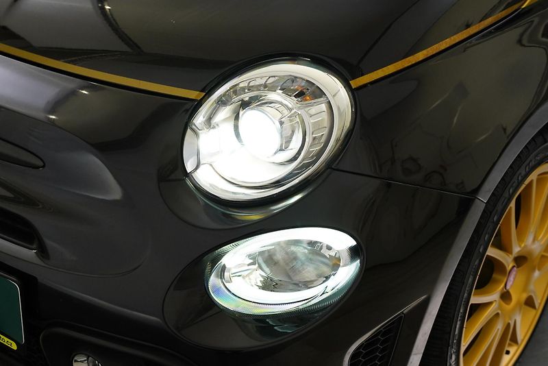 Abarth 595 - fotka 9 z 25