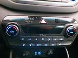 Hyundai Tucson (2017) Premium 1.7 CRDi, Automat - náhled 15